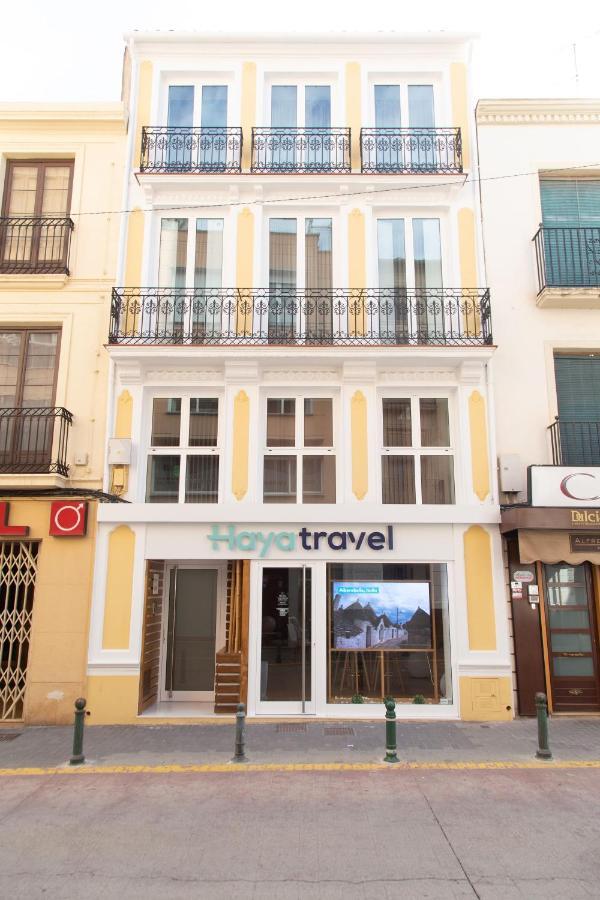 Rajabai Appartement Almansa Buitenkant foto
